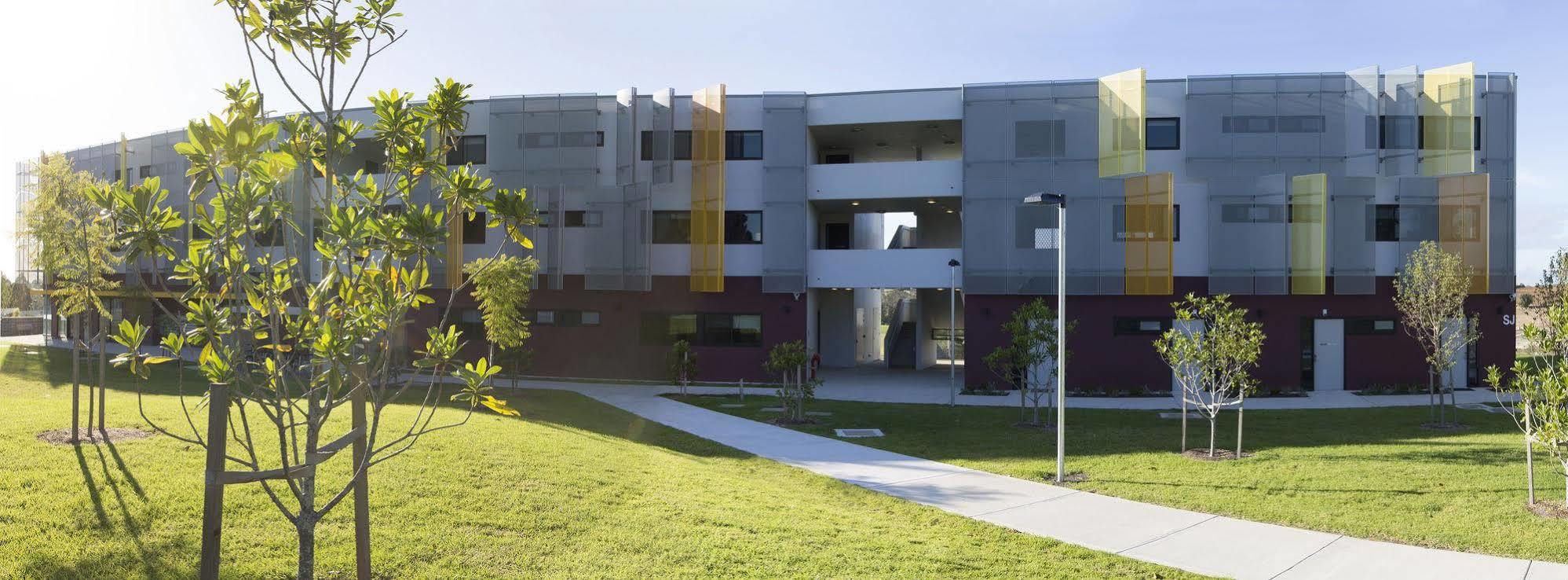 Western Sydney University Village - Penrith Exterior photo