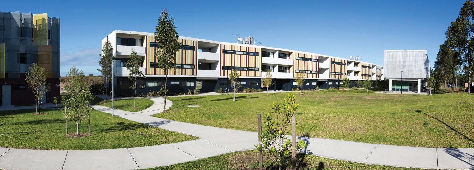 Western Sydney University Village - Penrith Exterior photo